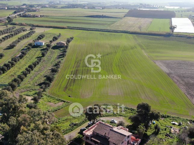 Terreno agricolo in commerciale in Località Chiesa Vecchia