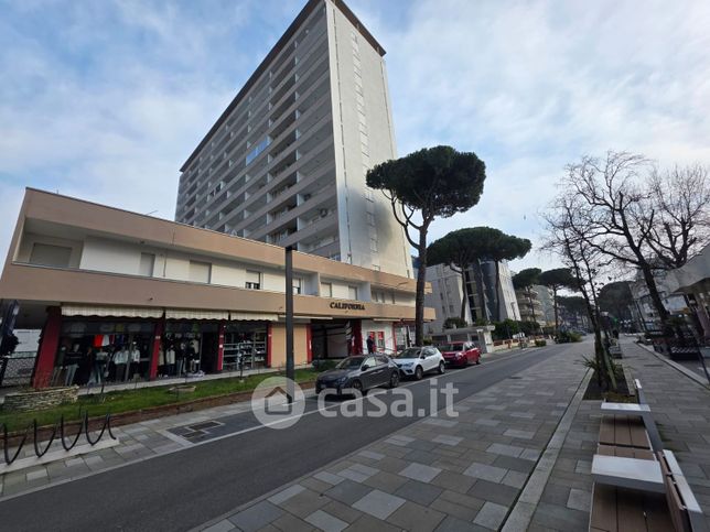 Appartamento in residenziale in Viale GiosuÃ¨ Carducci