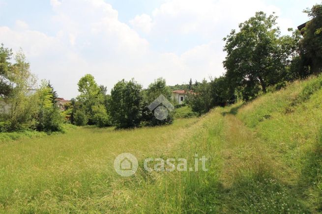 Terreno edificabile in residenziale in Via Zanino Colle