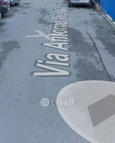 Box/posto auto in residenziale in Via Antonio Vivaldi 1