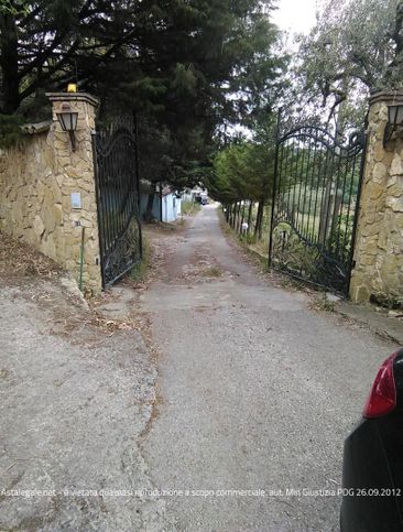 Casa indipendente in residenziale in Contrada Scarante