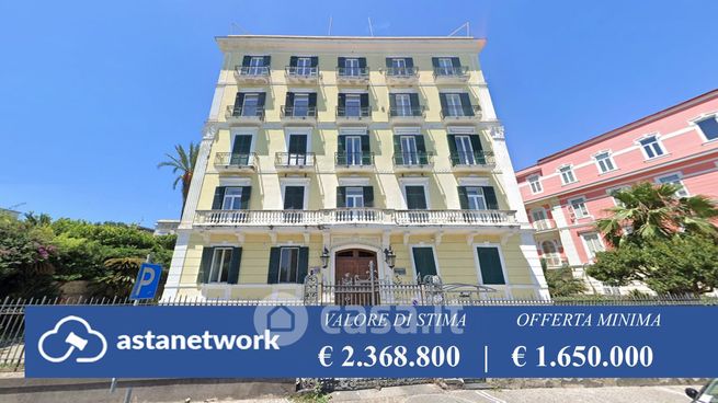 Appartamento in residenziale in Via Santo Strato 25