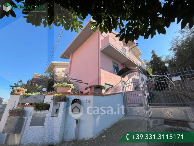 Casa indipendente in residenziale in Via Tasso di Terrarossa