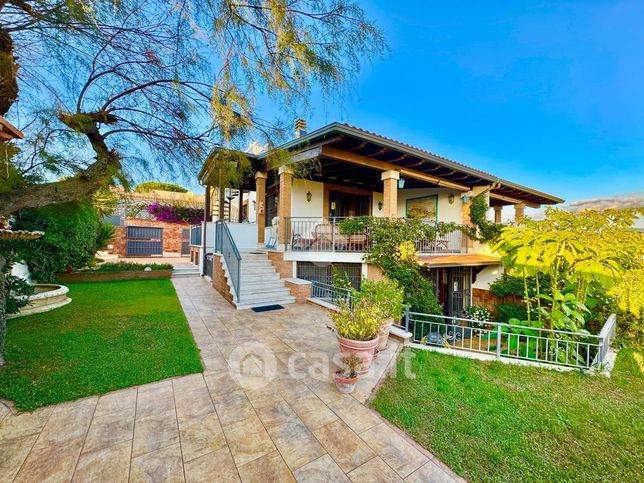 Appartamento in residenziale in Riva dei Gabbiani