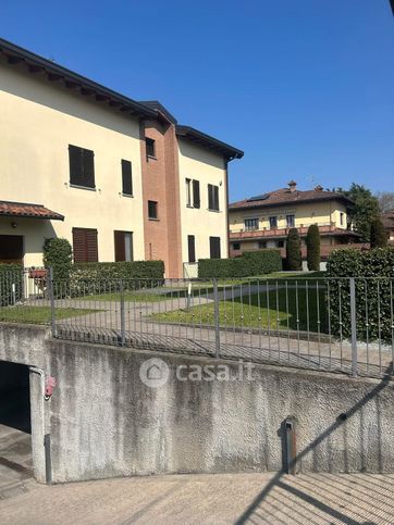 Appartamento in residenziale in Via Giacomo Leopardi