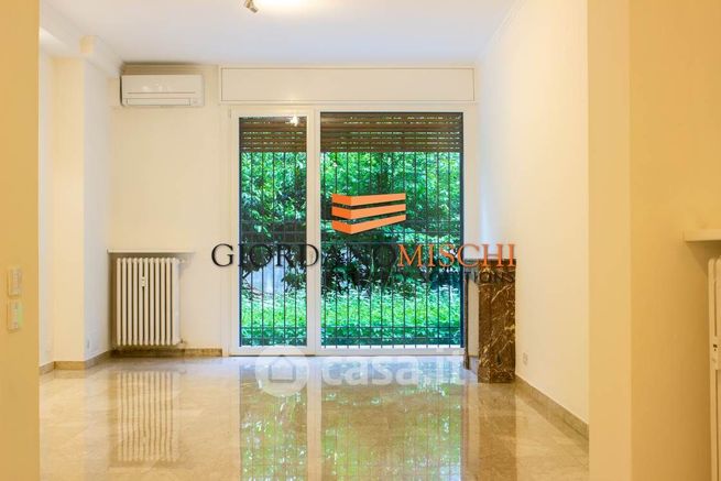 Appartamento in residenziale in Via Massimo D'Azeglio 2