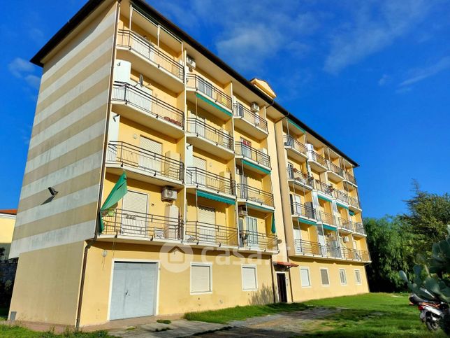 Appartamento in residenziale in Via Diano Castello