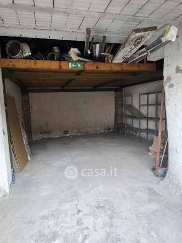 Box/posto auto in residenziale in Via Giacomo Matteotti