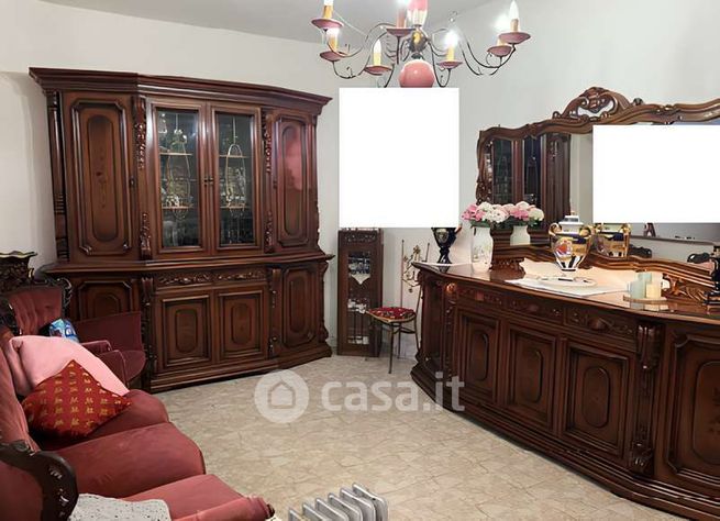 Appartamento in residenziale in Via Quarto dei Mille 8