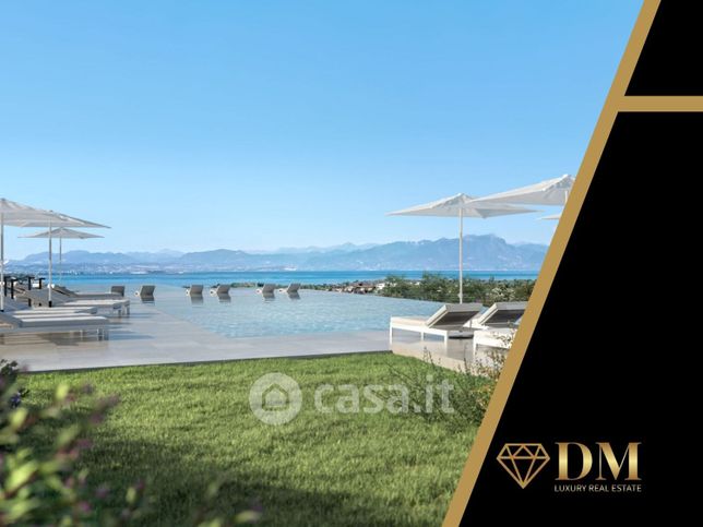 Appartamento in residenziale in Via Forte Villa