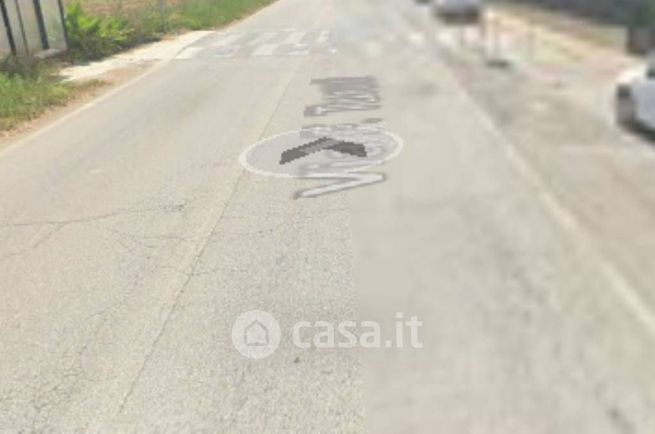 Box/posto auto in residenziale in Via Fratte