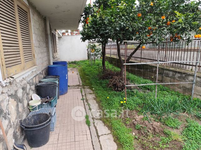 Appartamento in residenziale in Via Zeccarelle 30