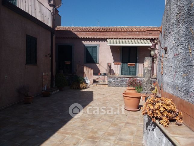 Casa indipendente in residenziale in Via Scilla