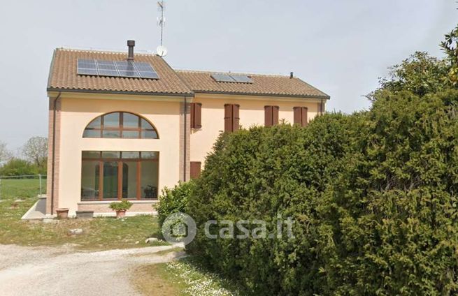 Villa in residenziale in Via San Martino Carano