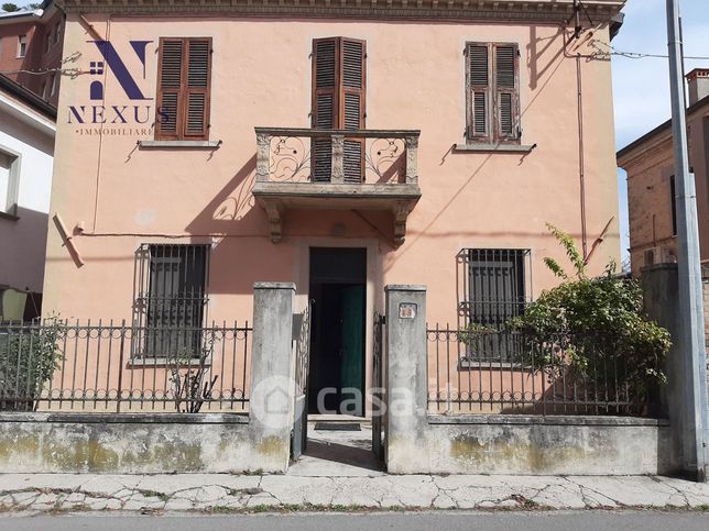Casa indipendente in residenziale in Via Francesco Palazzi