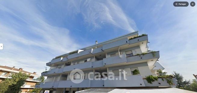 Appartamento in residenziale in Via del Verde 93