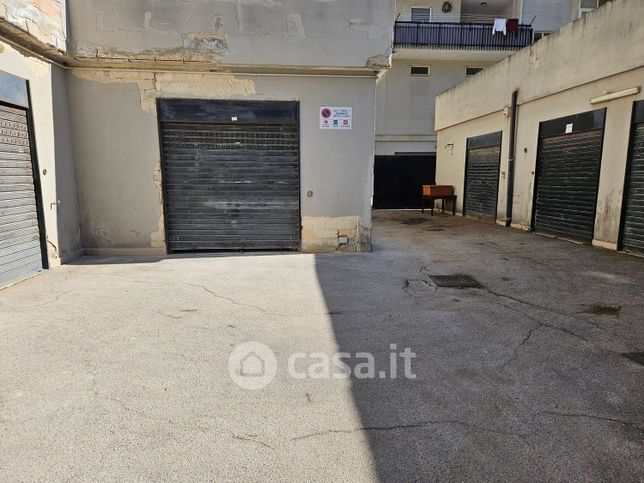 Garage/posto auto in residenziale in Viale Europa