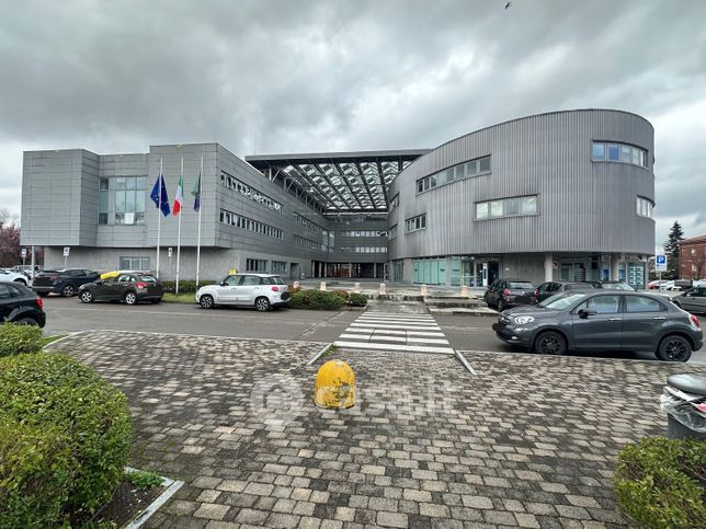 Ufficio in commerciale in 