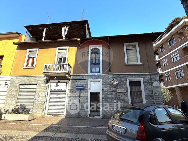 Casa indipendente in residenziale in Via Giuseppe Garibaldi 70