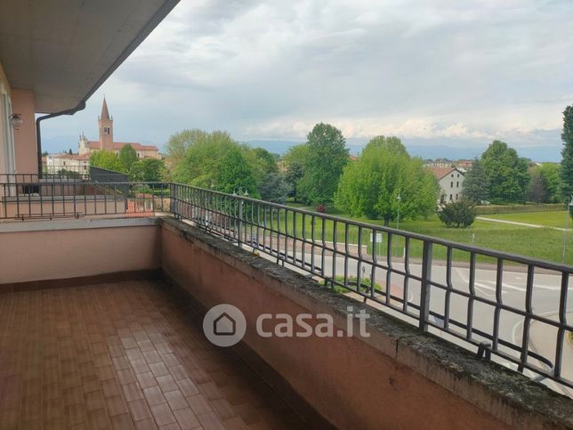 Appartamento in residenziale in Via Roma 248