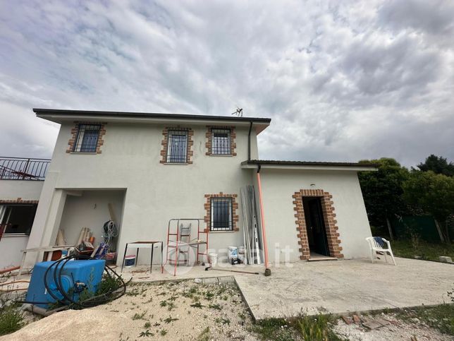 Casa indipendente in residenziale in Strada di Colle Massimiano