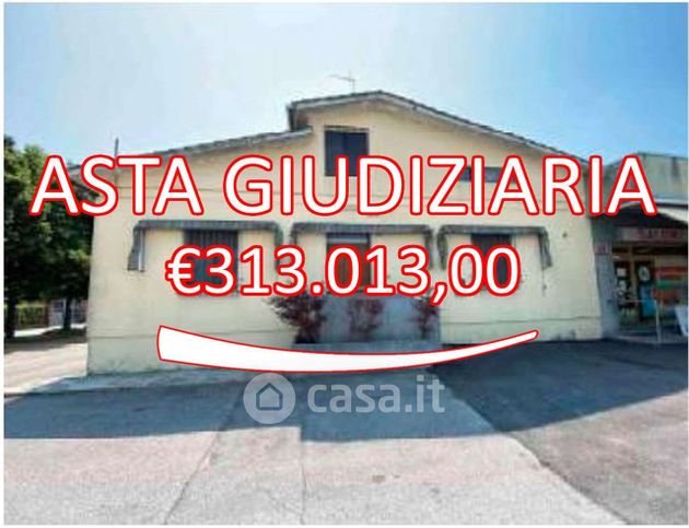 Appartamento in residenziale in Strada Levata 33