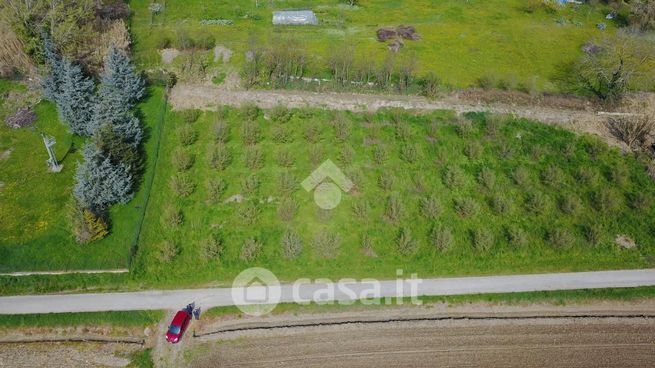Terreno agricolo in commerciale in Strada dei Molini
