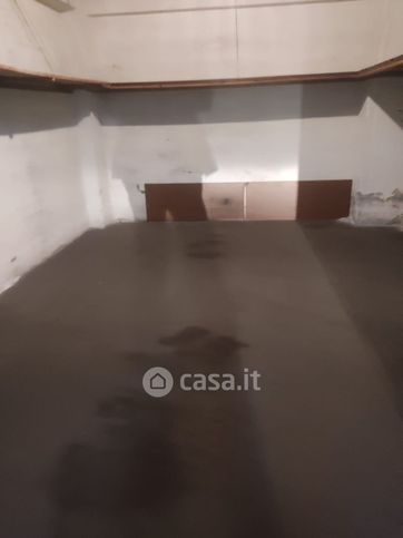 Box/posto auto in residenziale in Via Don Luigi Sturzo 85