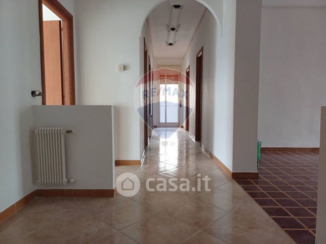 Appartamento in residenziale in Via Solunto 12