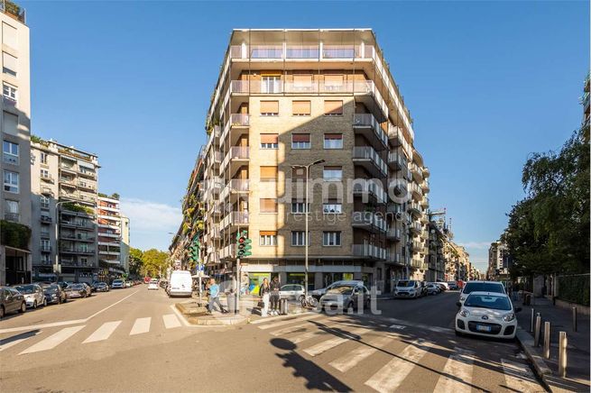 Appartamento in residenziale in Via Bronzino 7