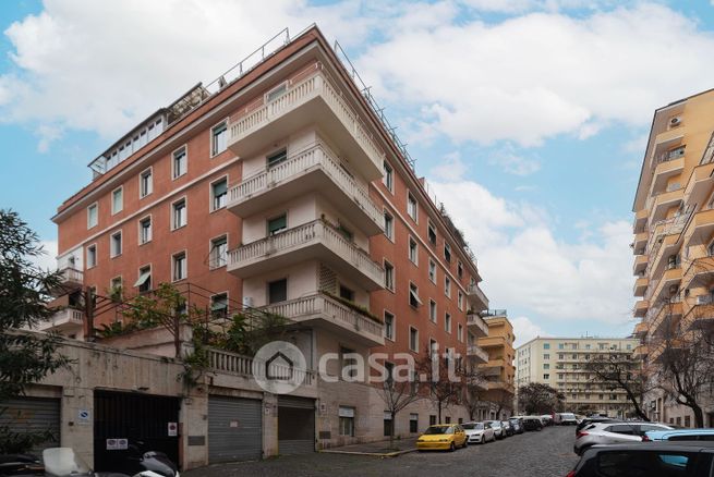 Appartamento in residenziale in Via Luigi Pigorini 6