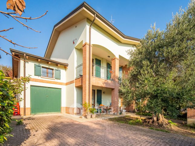 Villetta a schiera in residenziale in Via 8 Ottobre 2001 Vittime di Linate