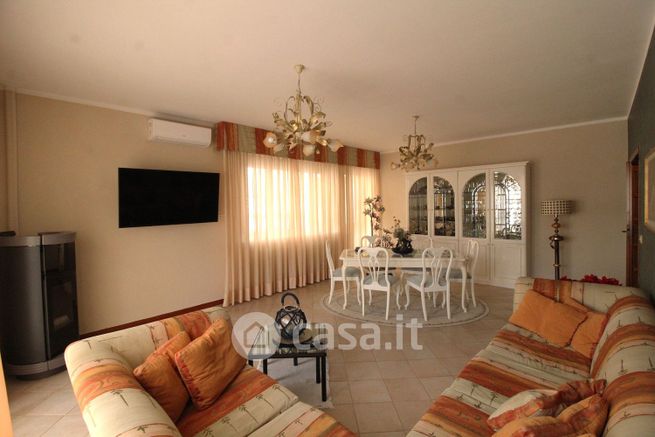 Appartamento in residenziale in Via Empolese