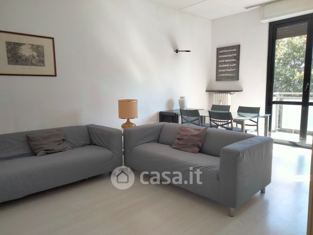 Appartamento in residenziale in Viale Carlo Troya 22