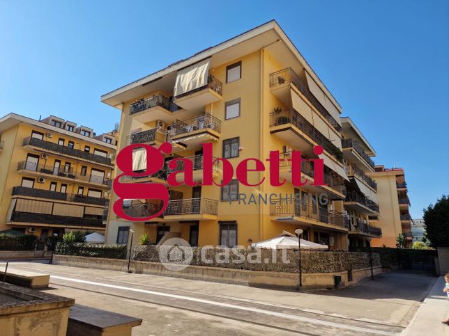 Appartamento in residenziale in Via Grotta 57