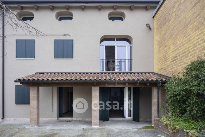 Appartamento in residenziale in Via Canalazzo Cascinetta 24