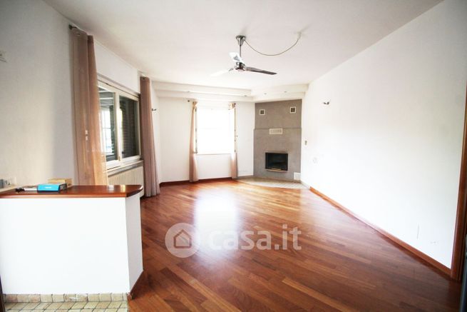 Appartamento in residenziale in Via Giosuè Carducci