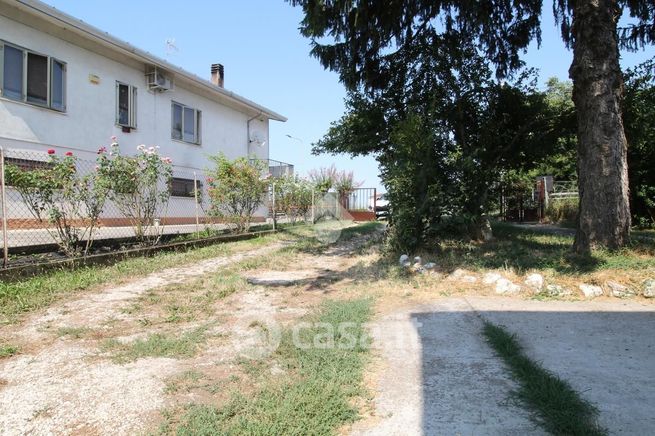 Appartamento in residenziale in Strada Carobio 38