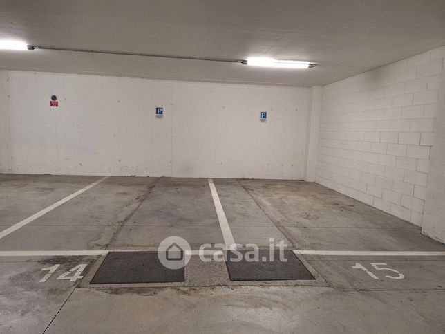 Box/posto auto in residenziale in Via San Daniele Comboni