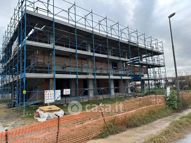 Appartamento in residenziale in Viale Le Castella