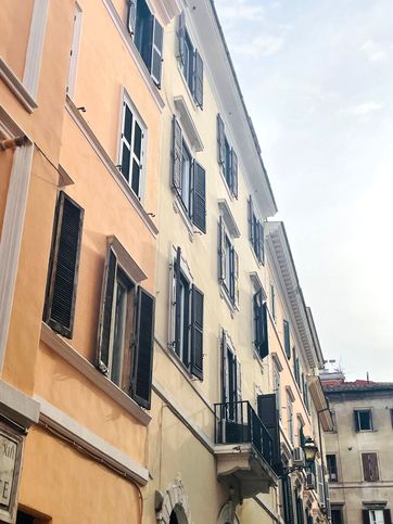 Appartamento in residenziale in Via della Luce 3 A