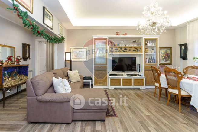 Appartamento in residenziale in Via del Bosco 407