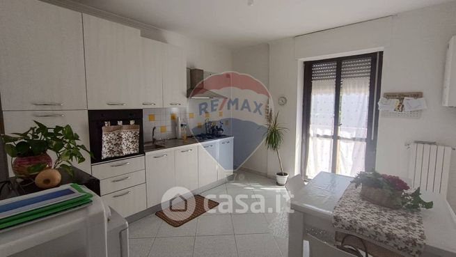 Appartamento in residenziale in Viale degli Ulivi 3