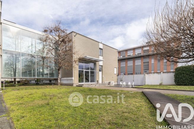 Ufficio in commerciale in Lungo Dora Pietro Colletta