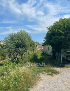 Terreno agricolo in commerciale in Via Giulia