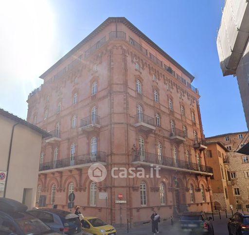 Ufficio in commerciale in Via Leopoldo Tiberi