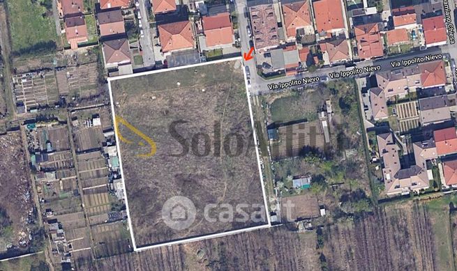 Terreno agricolo in commerciale in Via Massimo D'Azeglio 18