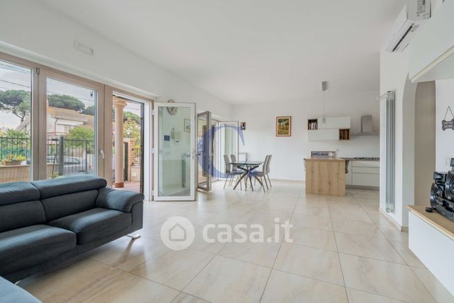 Appartamento in residenziale in Viale Roma 17