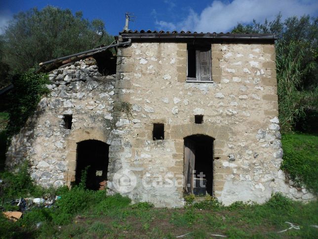 Terreno edificabile in residenziale in Via fontana