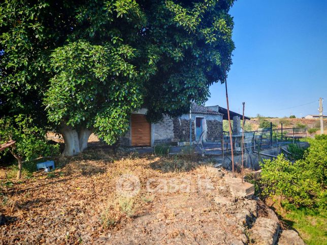 Terreno agricolo in commerciale in